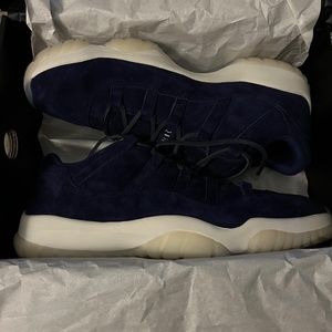 Air Jordan 11 Retro Low